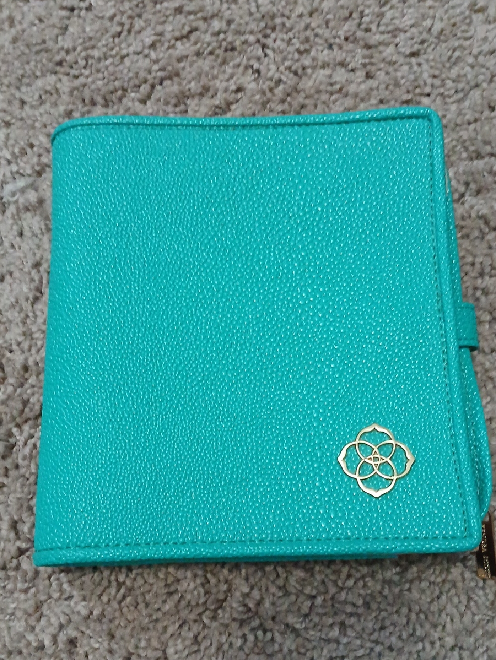 Kendra Scott The Zip Away Teal Jewelry Travel Bag.